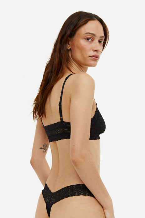 Трусики-стринги з мережива для жінки H&amp;M 0952765001 40 / L чорний  76052