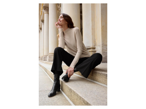 Штани 40,M Regular Fit  широкі зі складками для жінки Esmara 477614 чорний 89272