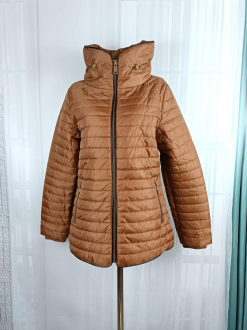 Куртка демісезонна 40,M   водовідштовхувальна та вітрозахисна для жінки Esmara 276029 коричневий 80719
